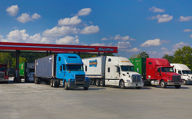 Dedicated truck lanes at RaceTrac fuel pump