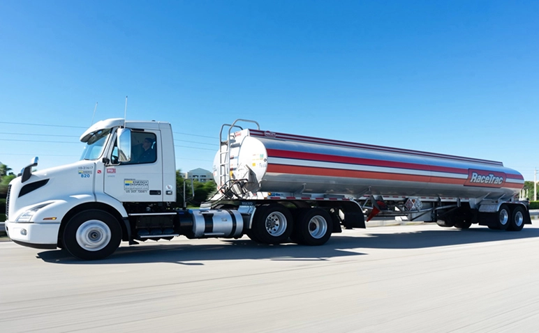 Energy Dispatch RaceTrac fuel truck