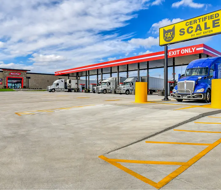 RaceTrac-Travel-Center-Dallas-section-hero.webp